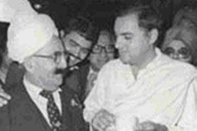 Hakim Ji with Prime Minister Rajiv Gandhi